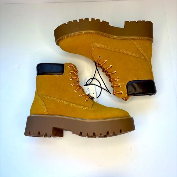 NWT Arizona Jean Company Traba Tan and Brown Combat Work Boots Sz8 Memory Foam - Picture 1 of 15